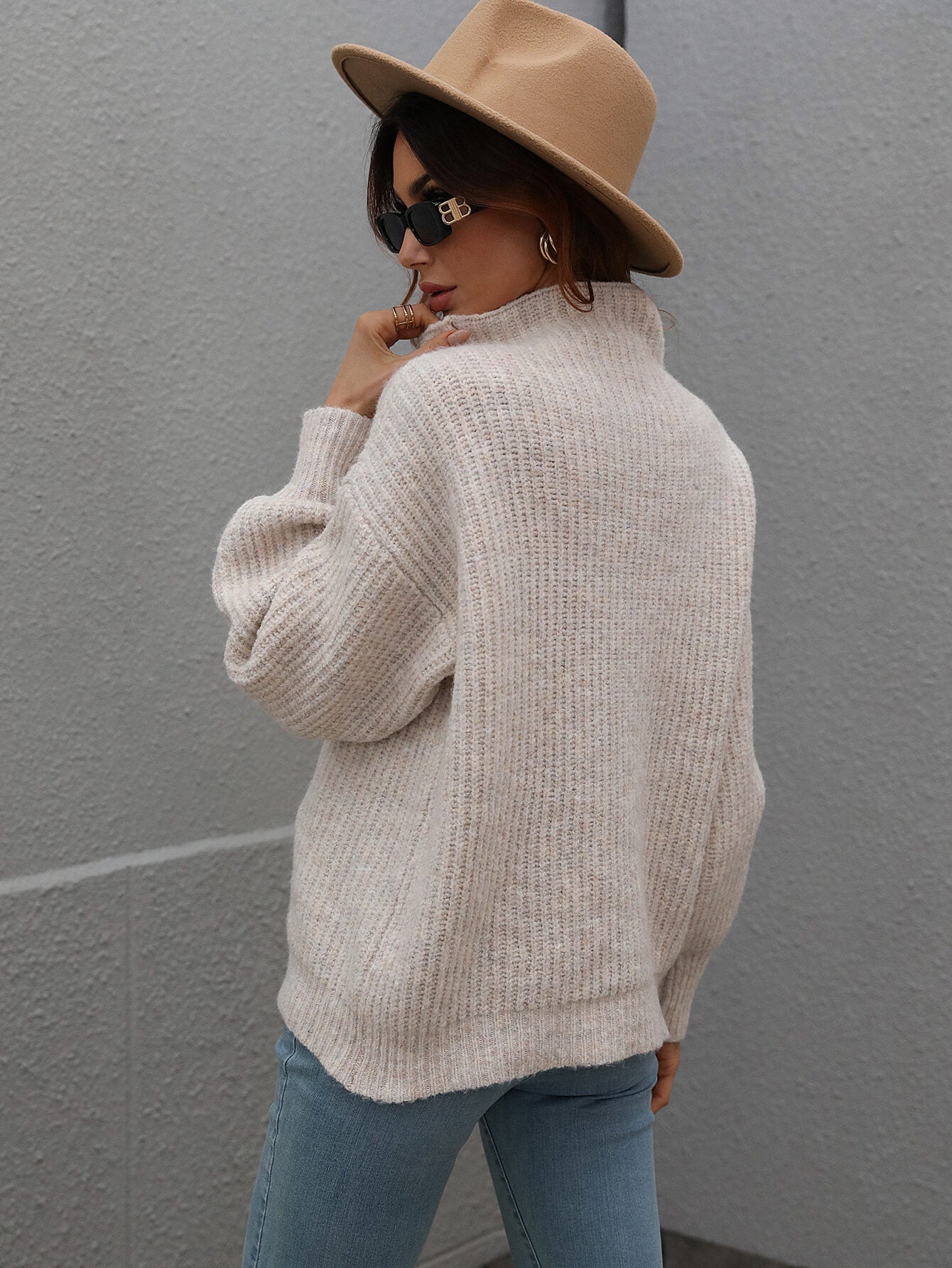 dd0d6eb1360a49e183d3f5bb47df5beb-Max.jpg